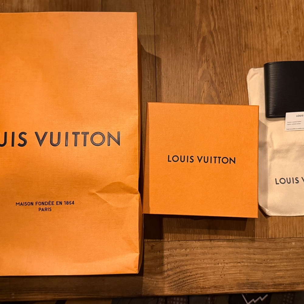 Louis Vuitton wallet with Orange Box and Bag Set